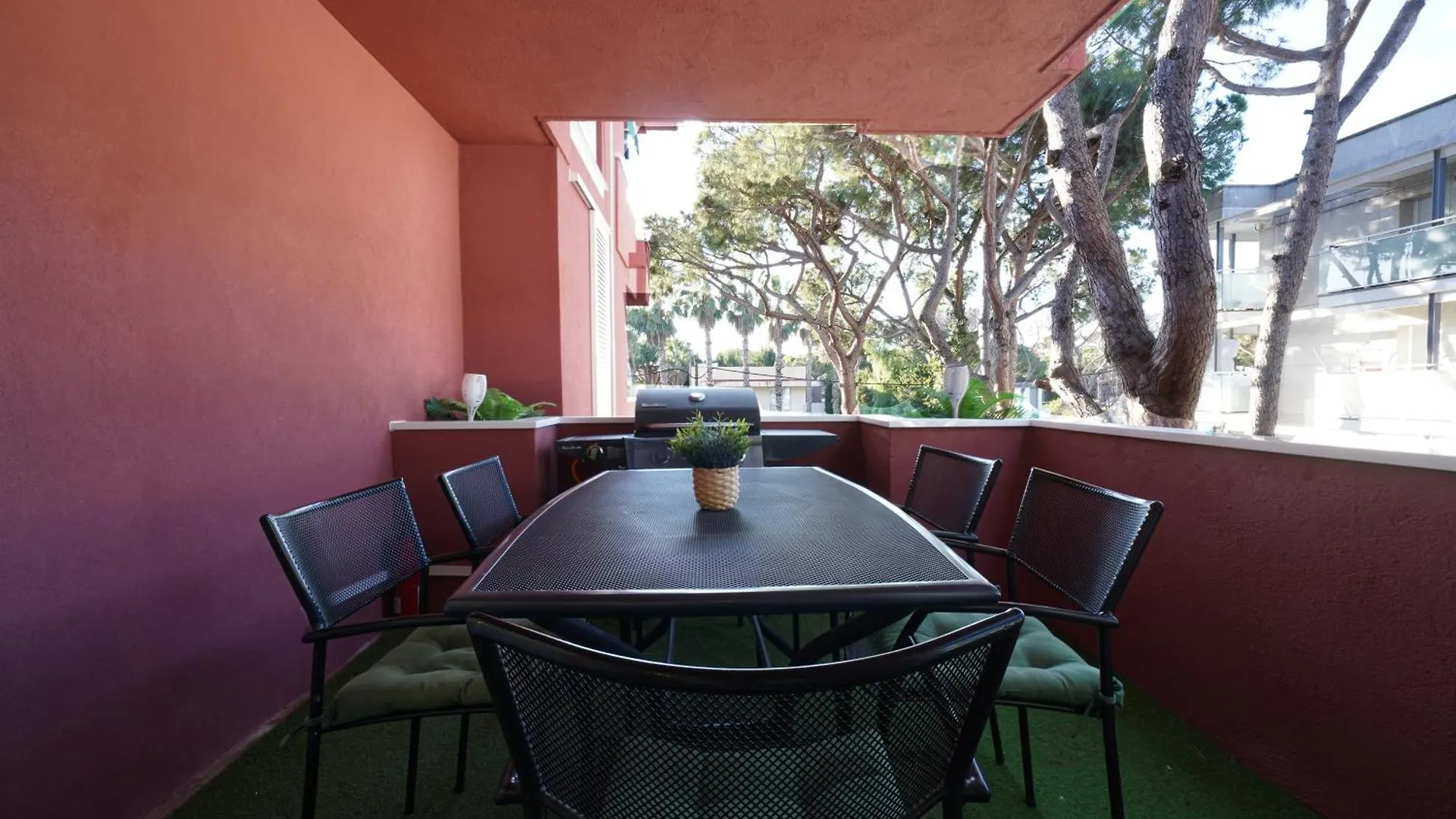 Calm, Beach And Bikes Castelldefels Apartment